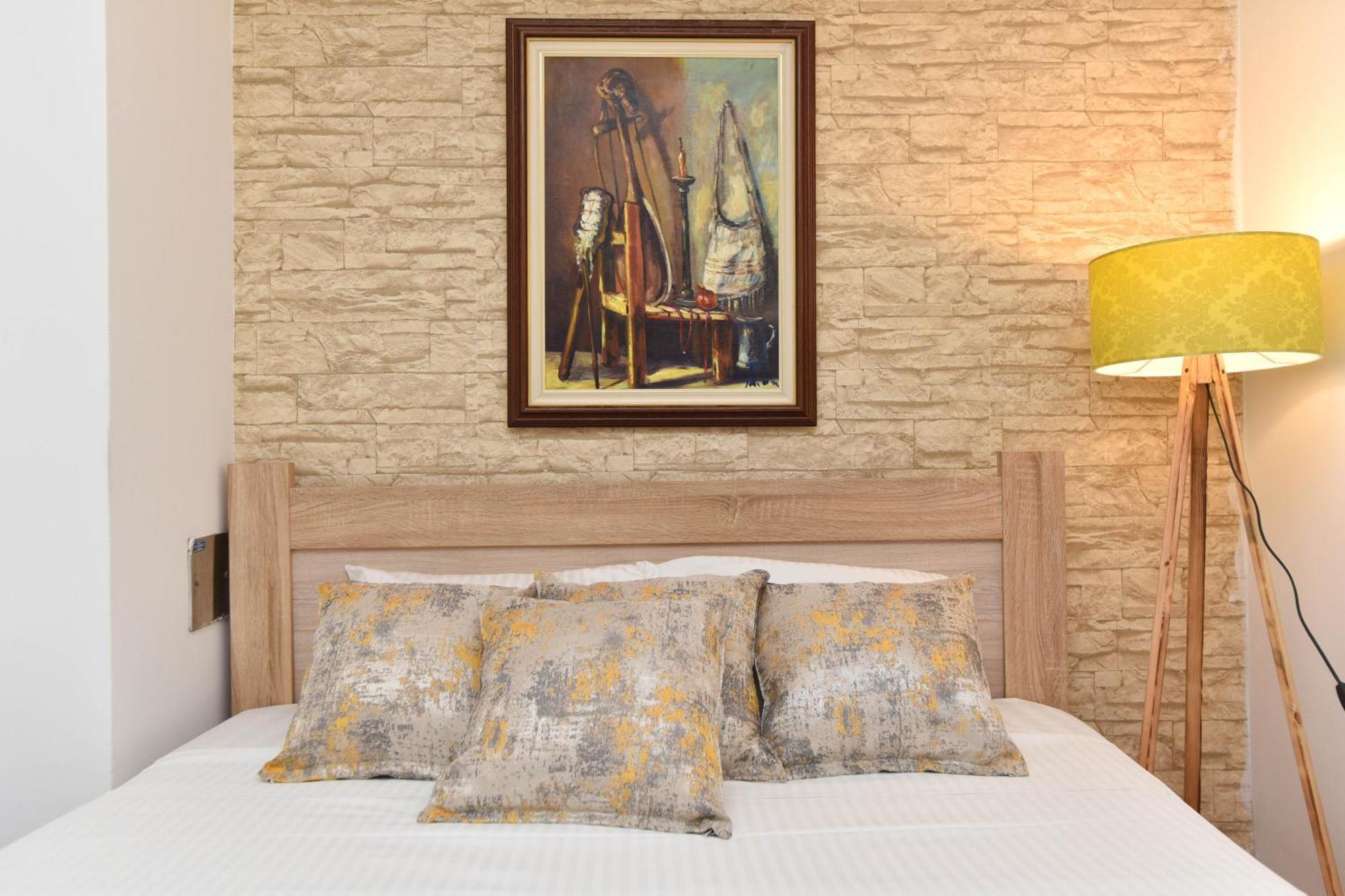 Royal Garden & Gastronomy Apartment