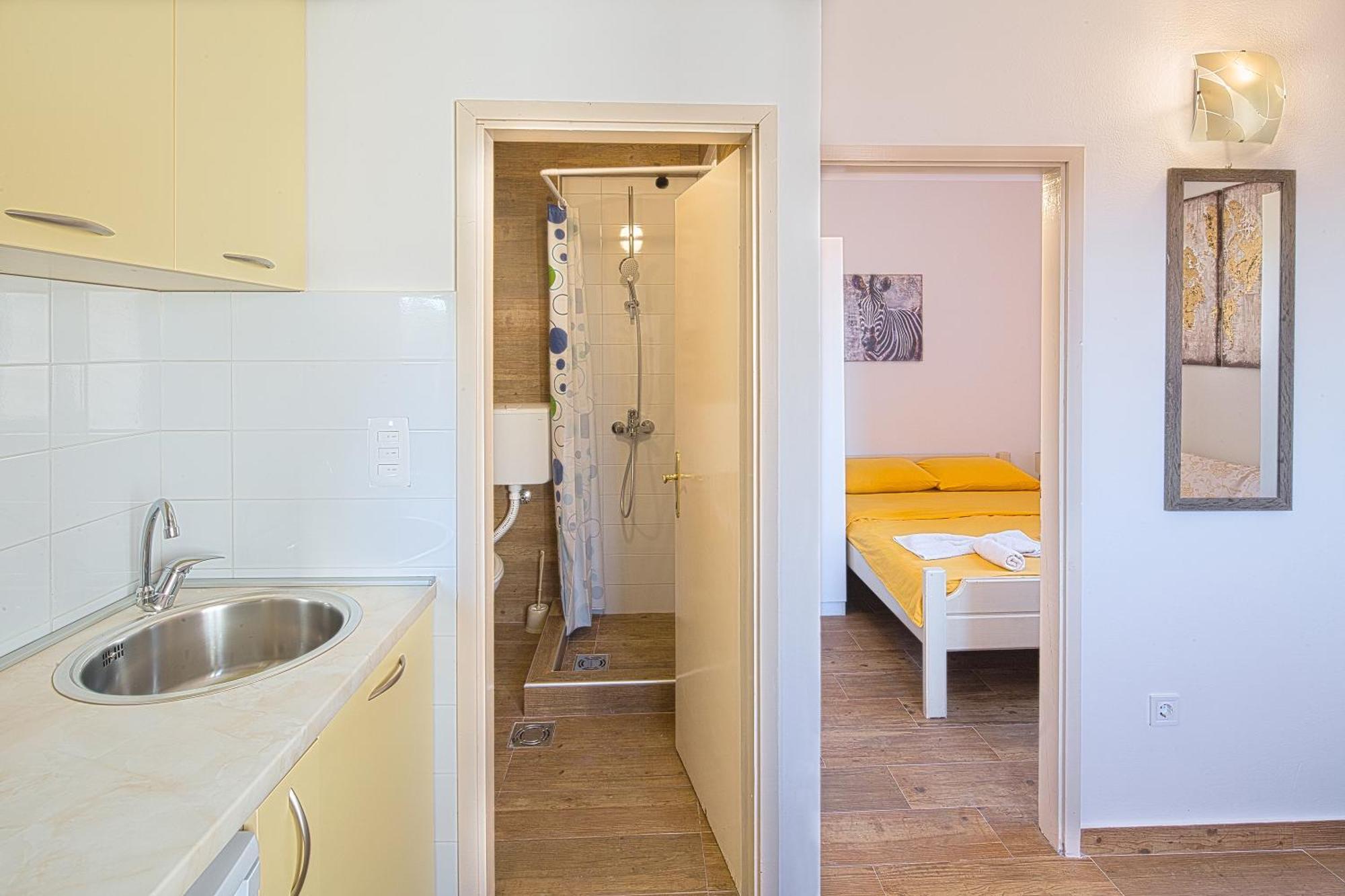 Royal Garden & Gastronomy Apartment Budva